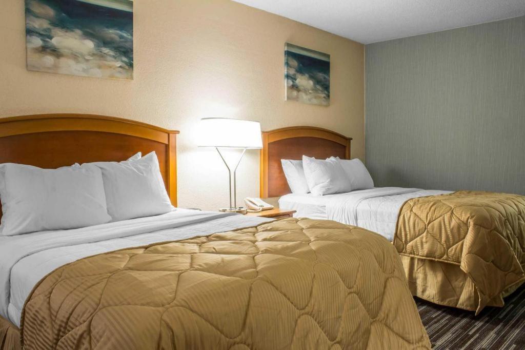 Lifestyle Inn Сідар-Фолс Екстер'єр фото