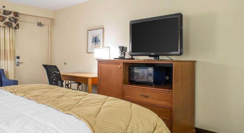 Lifestyle Inn Сідар-Фолс Екстер'єр фото